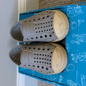 Native shoes kids' Jefferson pigeon grey/bone white size 6